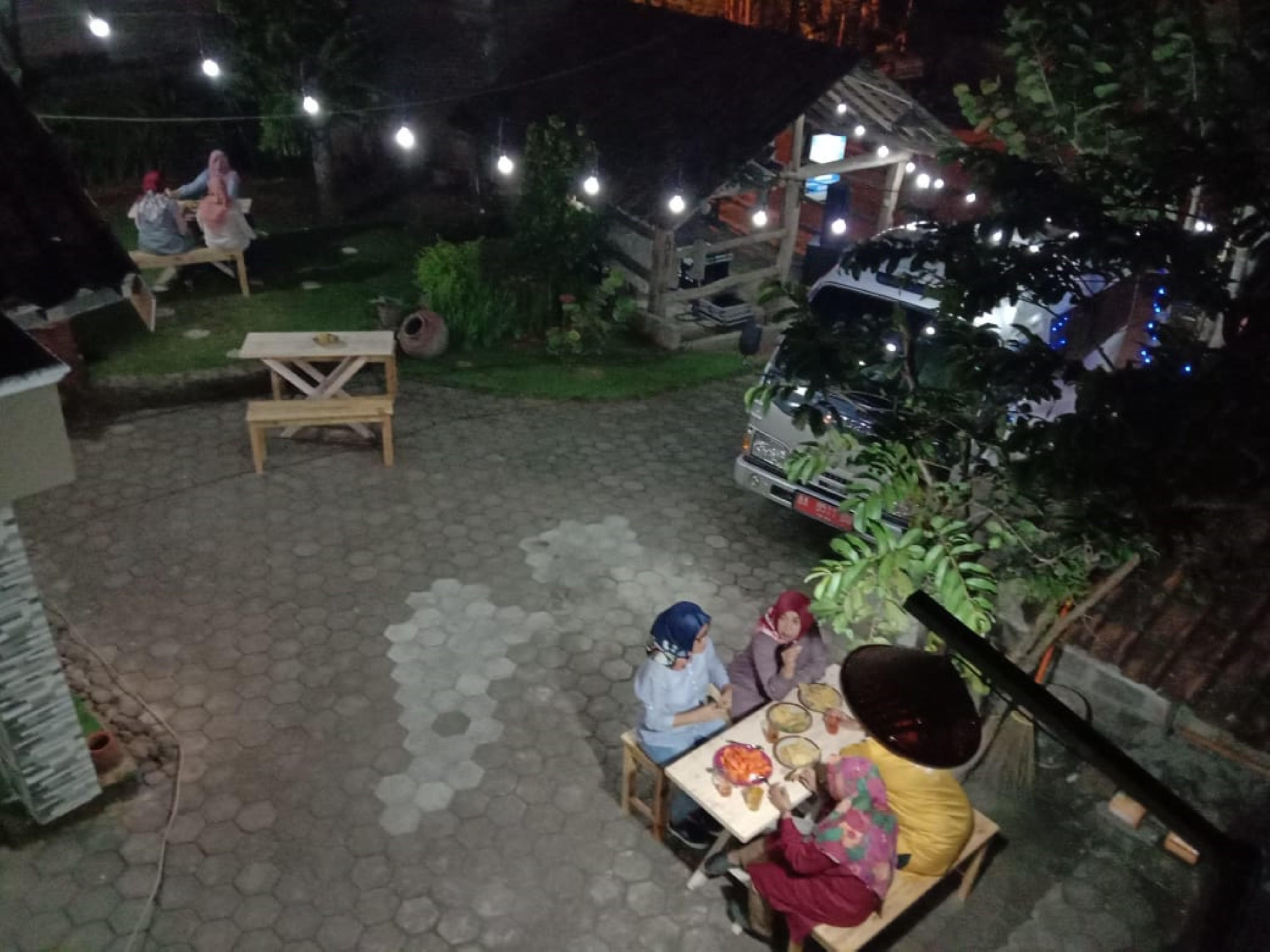 Penginapan Rudi Syariah Bantul Dış mekan fotoğraf